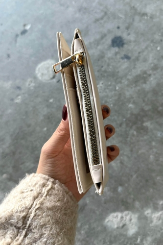 AKS-17092 Krem Rengi Suni Deri Gold Aksesuar Detaylı Çıtçıtlı Cüzdan - 2