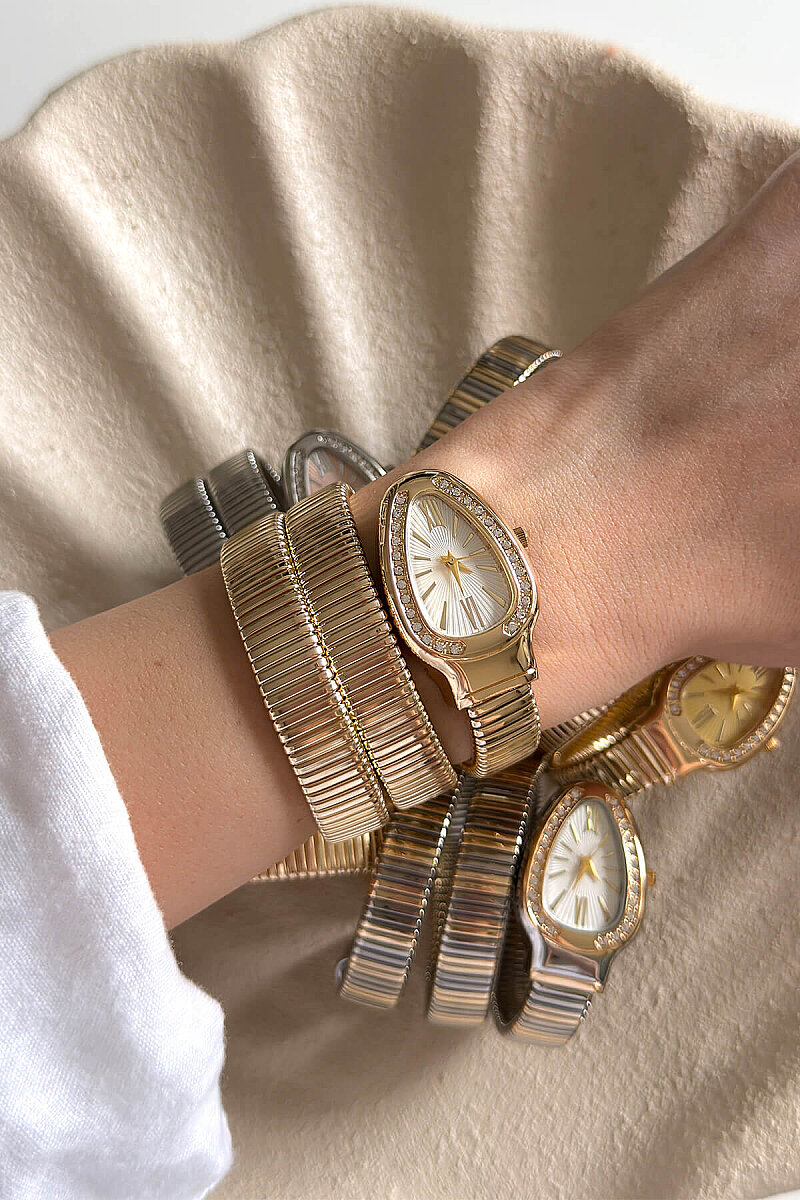 Alix Beyaz Kadran Gold Taşlı Sarmal Kelepçe Kadın Kol Saati - 1