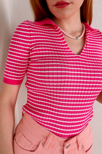 BLZ-06180 Pembe Çizgili Polo V Yaka Triko Bluz - Thumbnail