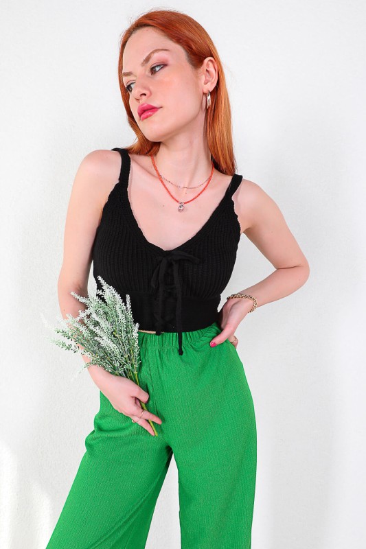 BLZ-06189 Siyah Bağlama Detaylı Askılı Triko Bluz