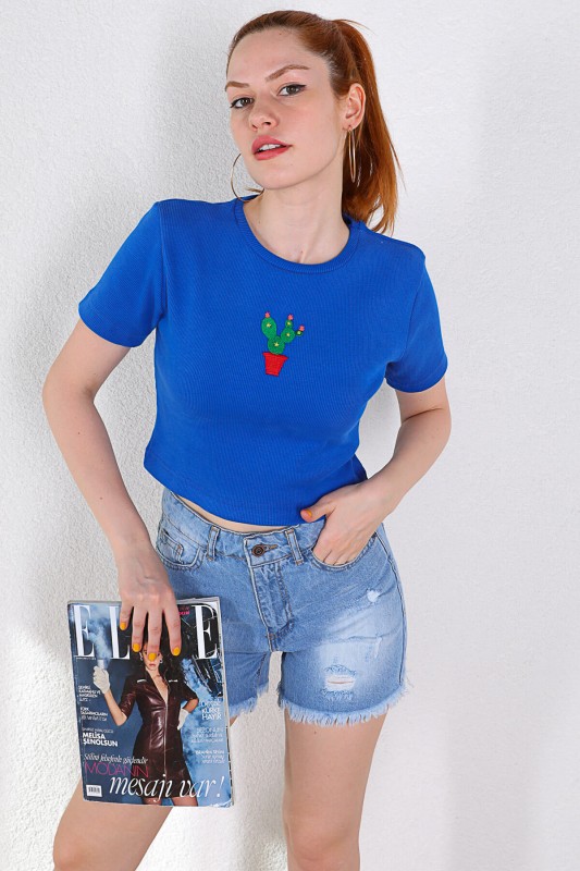 BLZ-06197 Saks Mavisi Kaktüs Nakışlı Kaşkorse Kumaş Crop Bluz