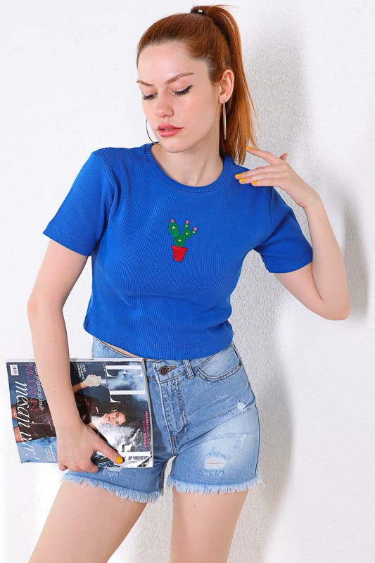 BLZ-06197 Saks Mavisi Kaktüs Nakışlı Kaşkorse Kumaş Crop Bluz
