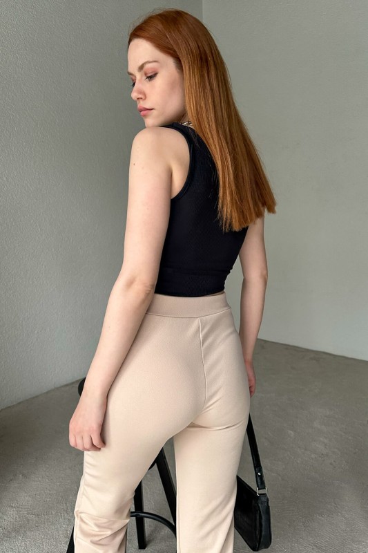 BLZ-06203 Siyah Yuvarlak Yaka Askılı Kaşkorse Kumaş Crop Bluz
