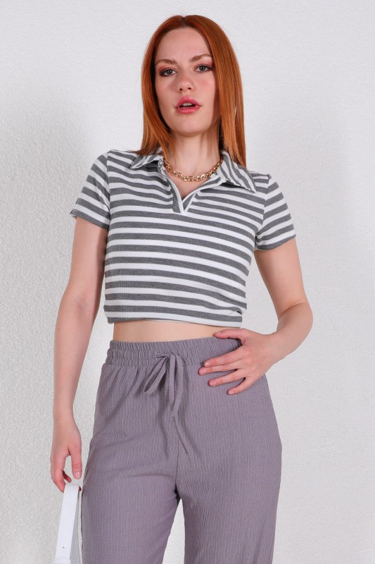 BLZ-06205 Gri Yatay Şeritli Polo Yaka Kaşkorse Kumaş Crop Bluz