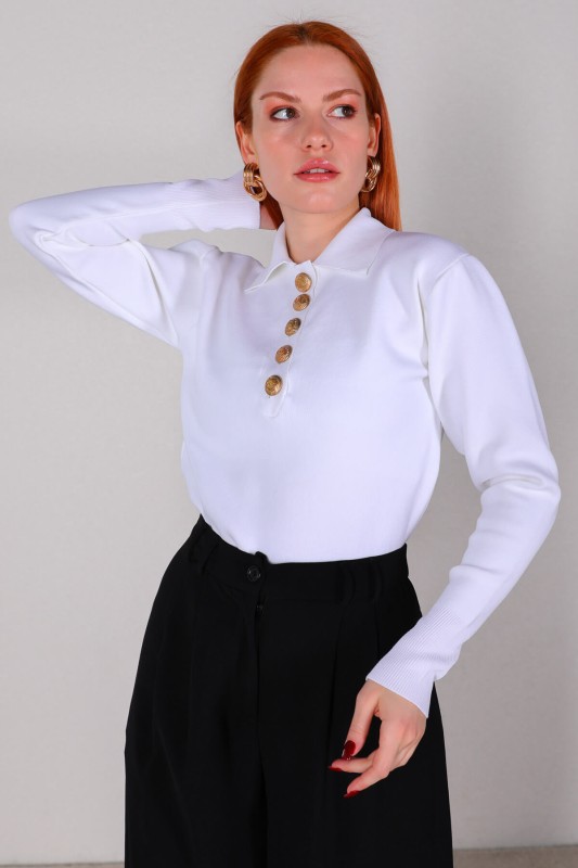 BLZ-3885 Beyaz Polo Yaka Gold Düğmeli Mevsimlik Çelik Örme Bluz