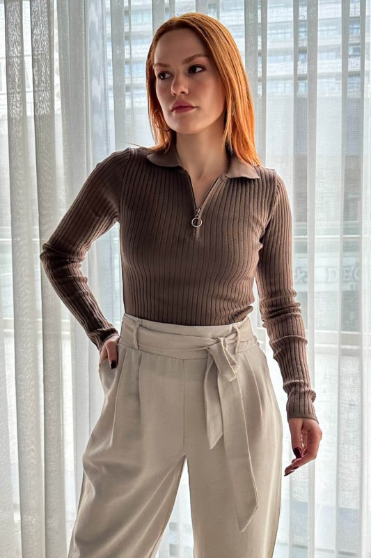 BLZ-3739 Kahverengi Fermuarlı Polo Yaka Fitilli Triko Bluz