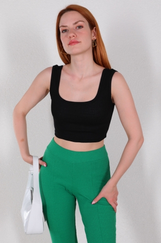 BLZ-06214 Siyah Kare Yaka Crop Triko Bluz - 1