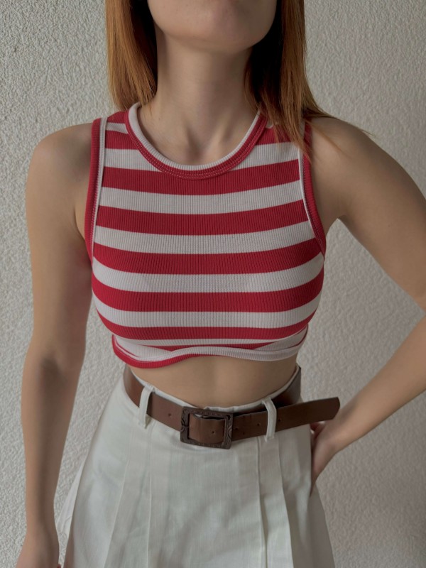BLZ-06232 Kırmızı Yatay Çizgili Oval Bel Detaylı Kaşkorse Crop Bluz - 2