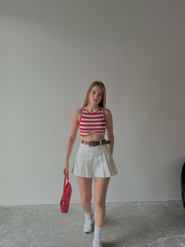 BLZ-06232 Kırmızı Yatay Çizgili Oval Bel Detaylı Kaşkorse Crop Bluz - 3