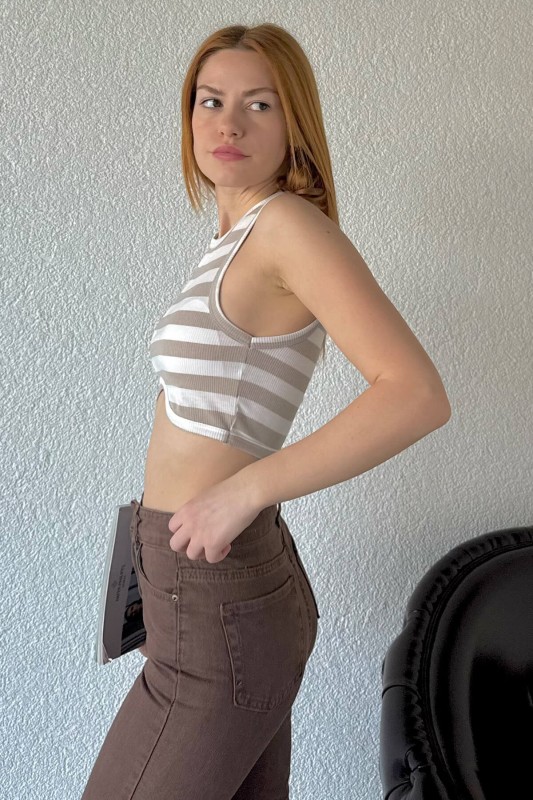 BLZ-06232 Taş Rengi Yatay Çizgili Oval Bel Detaylı Kaşkorse Crop Bluz - 2
