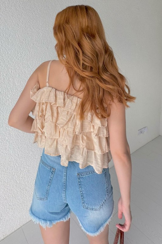 BLZ-06235 Taş Rengi Kat Kat Fırfırlı Askılı Crop Bluz - 4