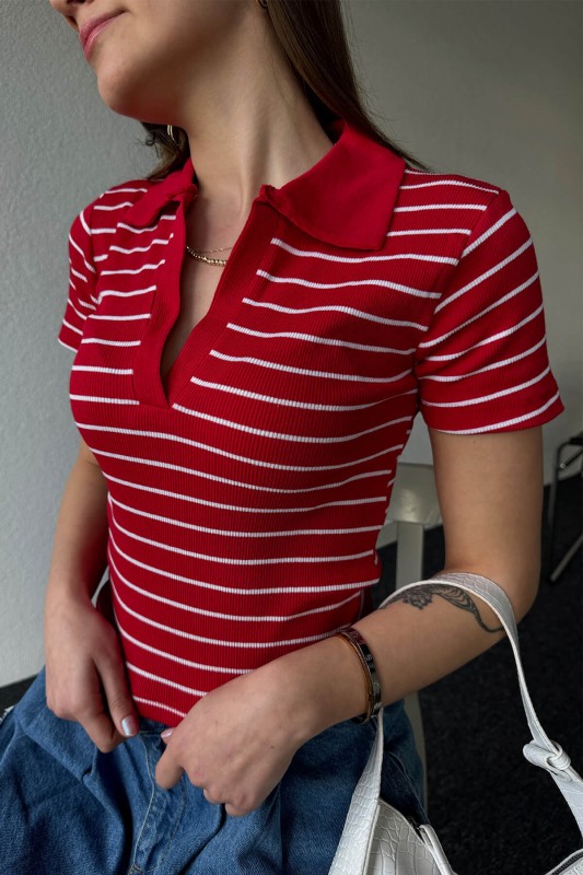 BLZ-06248 Kırmızı Çizgili Polo V Yaka Kaşkorse Kumaş Crop Bluz