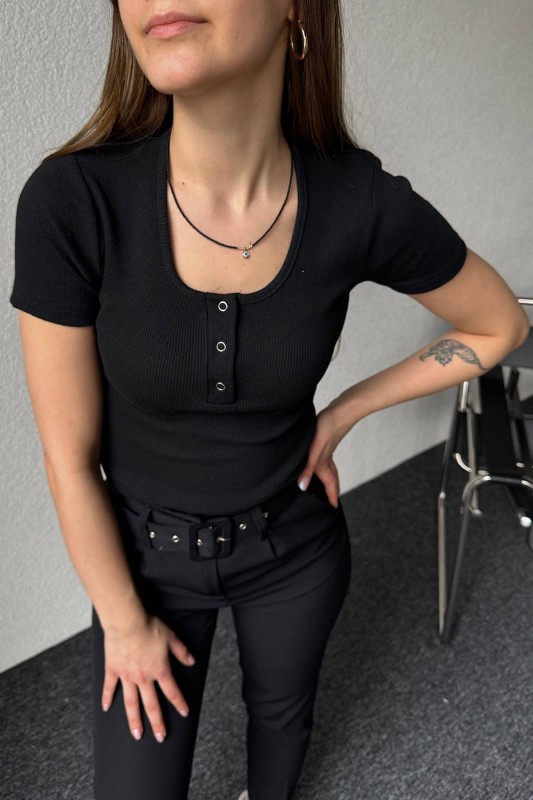 BLZ-06250 Siyah Çıtçıt Detaylı Kaşkorse Kumaş Crop Bluz - 3