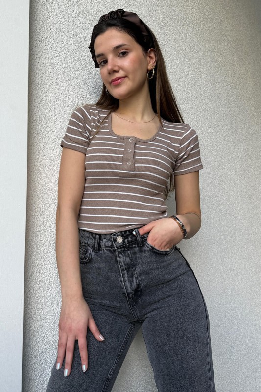 BLZ-06252 Vizon Çizgili Yaka Çıtçıtlı Kaşkorse Kumaş Crop Bluz - 3