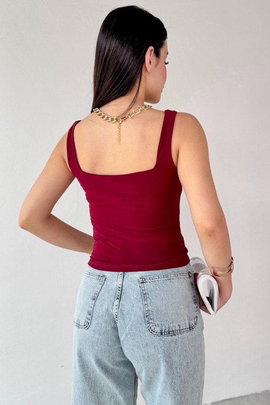 BLZ-06280 Bordo Kare Yaka Askılı Bluz
