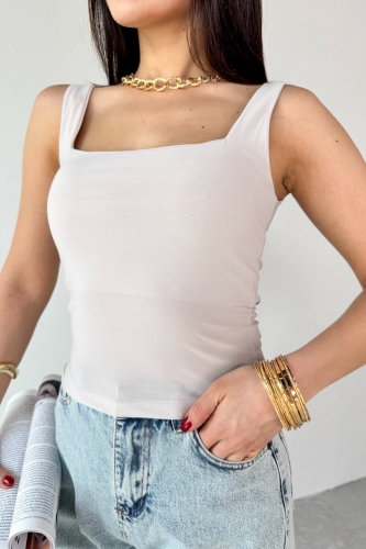 Cappmoda - BLZ-06280 Taş Rengi Kare Yaka Askılı Bluz (1)