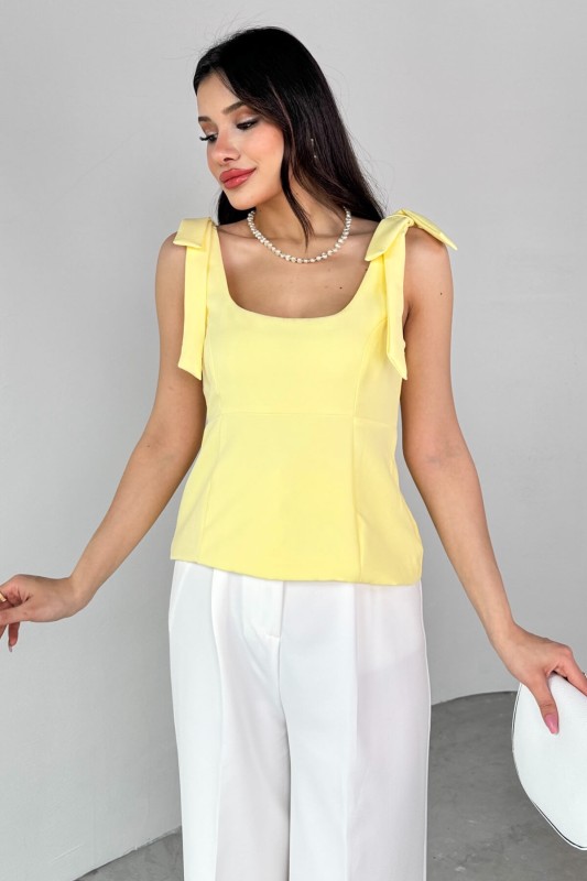 BLZ-06286 Sarı Havuz Yaka Askılı Bluz - 6