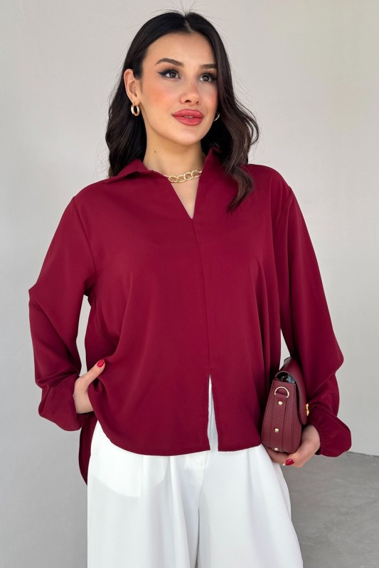 BLZ-13190 Bordo Kol Lastikli Ön Yırtmaçlı V Yaka Bluz