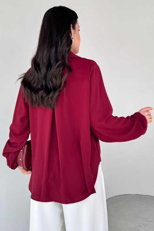 BLZ-13190 Bordo Kol Lastikli Ön Yırtmaçlı V Yaka Bluz