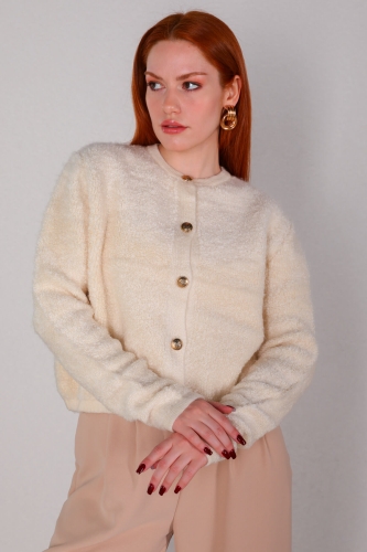Cappmoda - BLZ-3919 Ekru Gold Düğmeli Peluş Hırka (1)