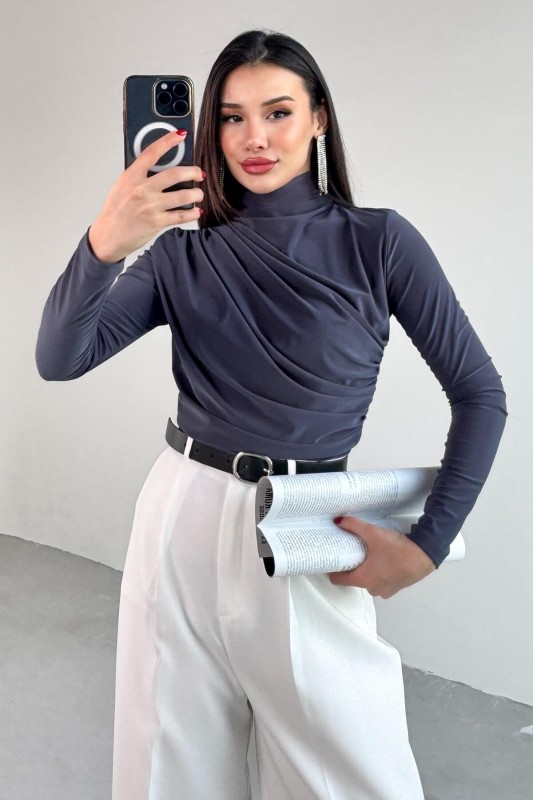 BLZ-9871 Füme Yan Büzgülü Drapeli Uzun Kollu Bluz