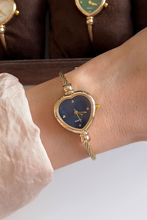 Carrie Lacivert Kadran Kalp Formlu Gold Hasır Kordon Kadın Kol Saati - 3