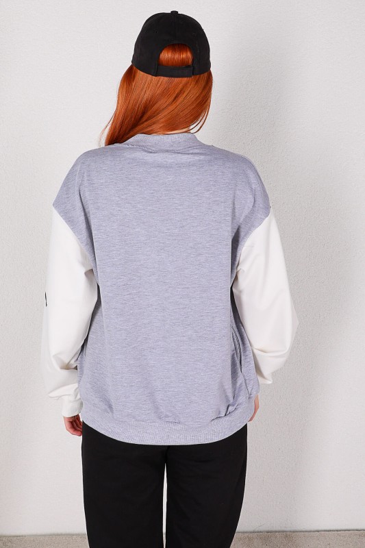 CKT-12353 Gri Beyaz Kol Çıtçıtlı Kolej Ceketi
