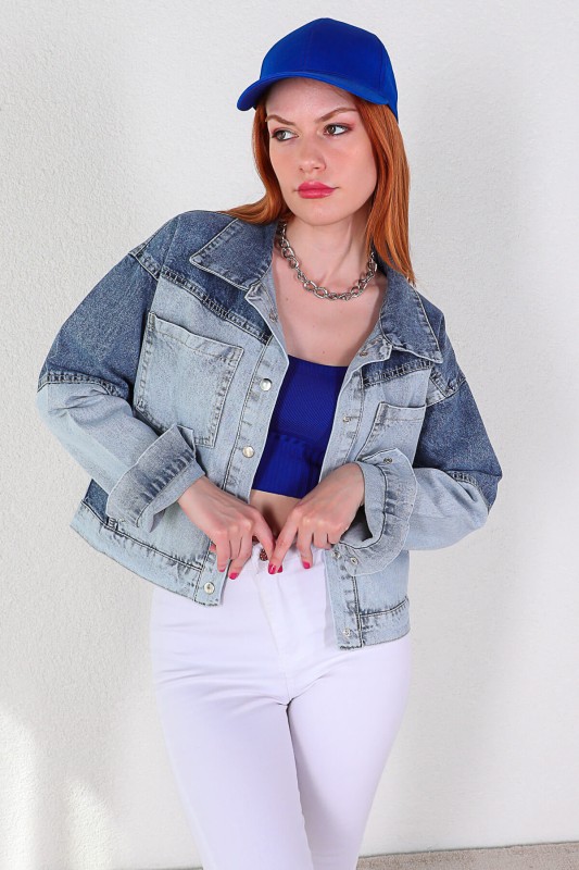 CKT-12358 Mavi Blok Renkli Çıtçıtlı Crop Kot Ceket
