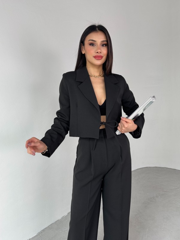 CKT-12441 Siyah Vatkalı Ön Bağlamalı Crop Ceket - 4