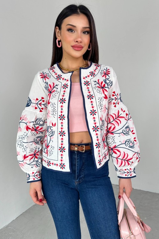 CKT-12443 Beyaz Pembe Çiçek İşlemeli Ceket