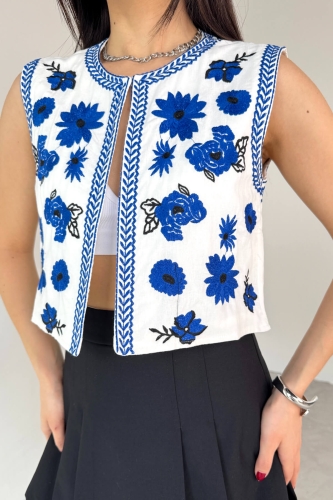Cappmoda - CKT-12444 Mavi Çiçek İşlemeli Astarlı Crop Yelek (1)