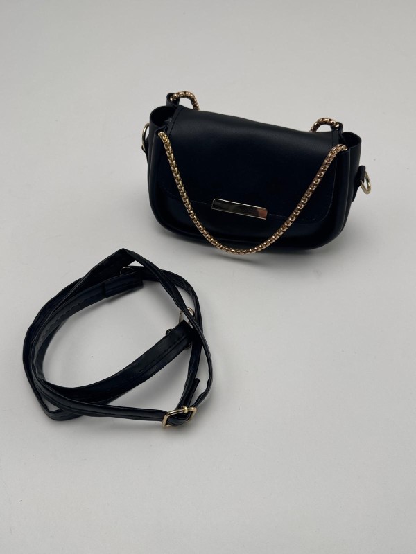 ÇNT-3016 Siyah Zincir Askılı Suni Deri Crossbody Omuz Çantası