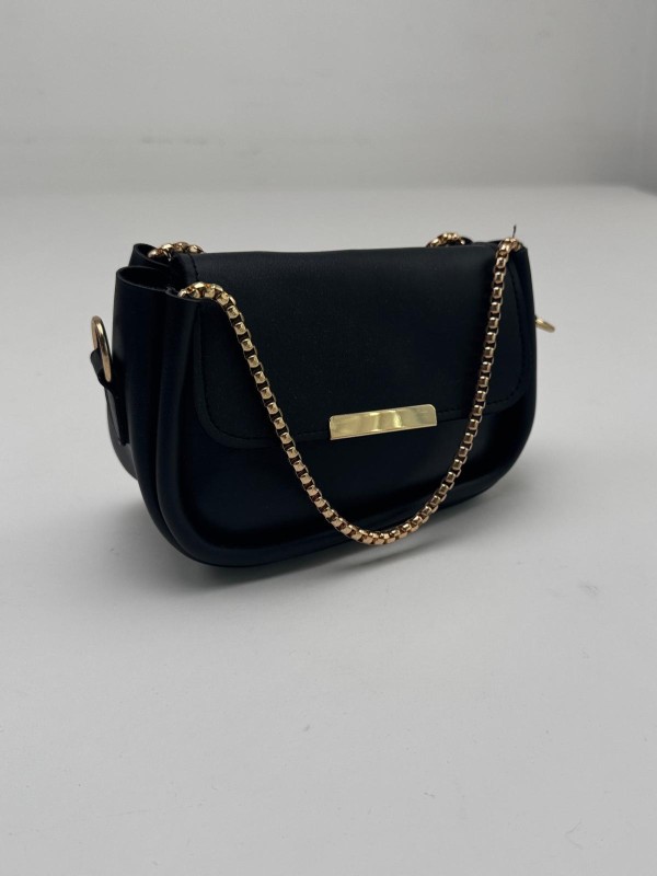 ÇNT-3016 Siyah Zincir Askılı Suni Deri Crossbody Omuz Çantası