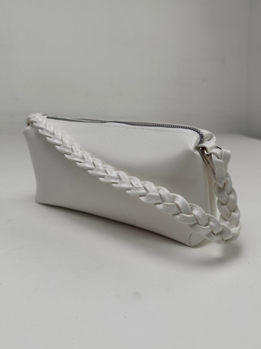 ÇNT-3017 Beyaz Örgü Askı Detay Fermuarlı Suni Deri Crossbody Omuz Çantası - Thumbnail