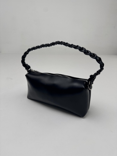 ÇNT-3017 Siyah Örgü Askı Detay Fermuarlı Suni Deri Crossbody Omuz Çantası - Thumbnail