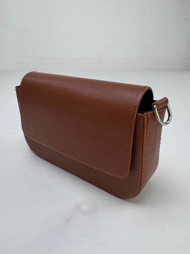 ÇNT-3019 Taba Kapalı Kalın Askı Suni Deri Crossbody Omuz Çantası - Thumbnail