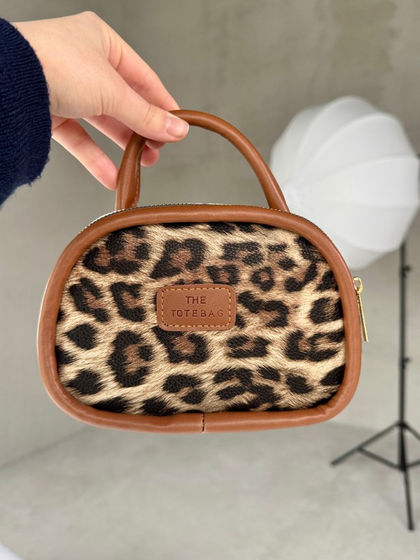 ÇNT-3023 Leopar Taba Şeritli Logo Etiketli Çift Bölmeli Suni Deri Omuz Ve El Çanta