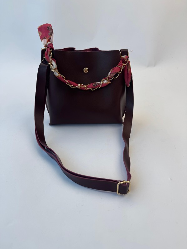 ÇNT-3031 Bordo Şal Detaylı Büzgülü Suni Deri Omuz Çantası