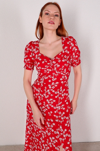 Cappmoda - ELB-01586 Kırmızı Kalp Yaka Çiçekli Elbise (1)