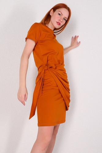 ELB-01605 Kiremit Rengi Ön Bağlamalı Basic Pamuklu Elbise - Thumbnail