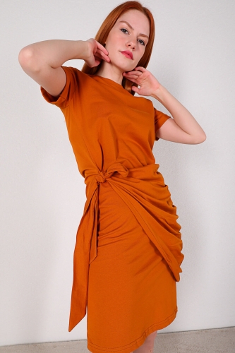 ELB-01605 Kiremit Rengi Ön Bağlamalı Basic Pamuklu Elbise - Thumbnail