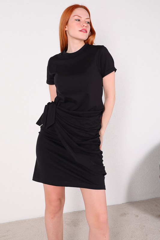 ELB-01605 Siyah Ön Bağlamalı Basic Pamuklu Elbise