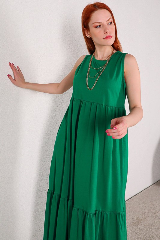 ELB-01612 Yeşil Kat Kat Sıfır Kol Uzun Elbise