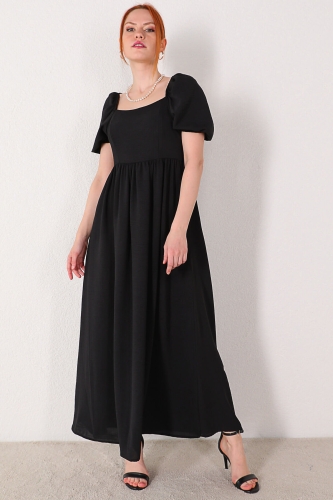 Cappmoda - ELB-01630 Siyah Kare Yaka Bel Lastikli Salaş Elbise (1)