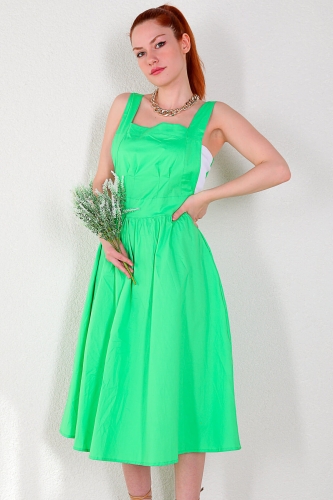 ELB-01647 Yeşil Kare Yaka Kalın Askılı Mini Elbise - Thumbnail