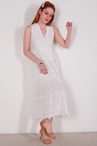 ELB-01658 Beyaz Fisto Kumaş V Yaka Astarlı Elbise - Thumbnail