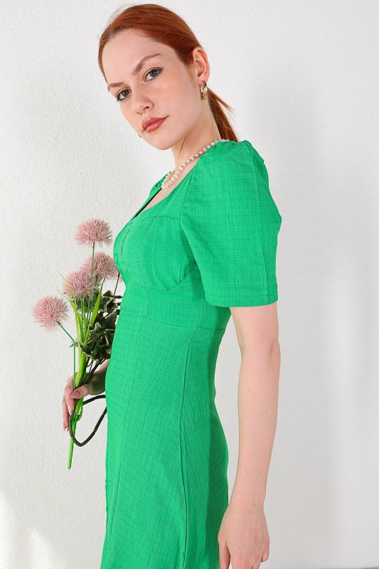 ELB-01666 Yeşil Yuvarlak Yaka Çift Yırtmaçlı Elbise