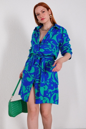 Cappmoda - ELB-01685 Yeşil Lacivert Desenli Kuşak Detaylı Gömlek Elbise (1)