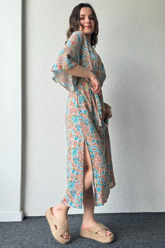 ELB-01730 Vizon Soft Çiçek Desenli Kruvaze Yaka Çift Yırtmaçlı Bel Lastikli Salaş Elbise