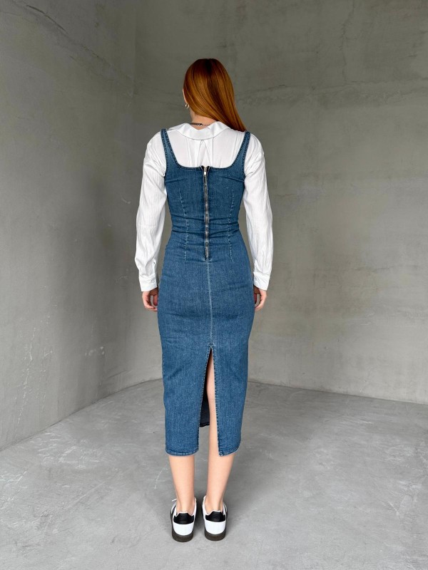 ELB-01742 Açık Mavi Havuz Yaka Denim Kumaş Arka Yırtmaç Detaylı Likralı Midiboy Elbise
